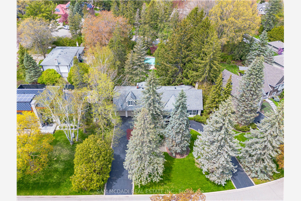 1503 Bunsden Ave, Mississauga
