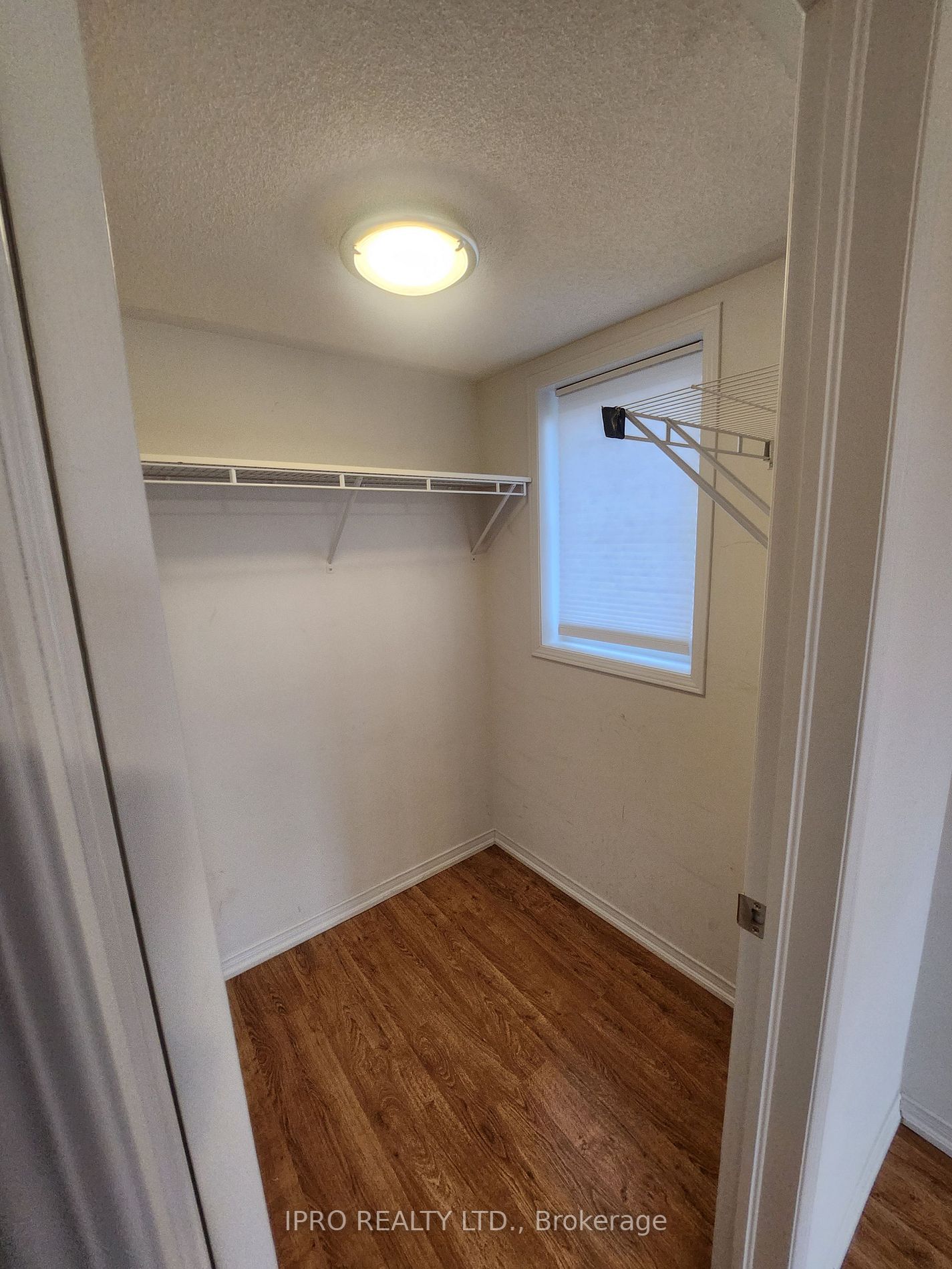 2496 Post Road, #18