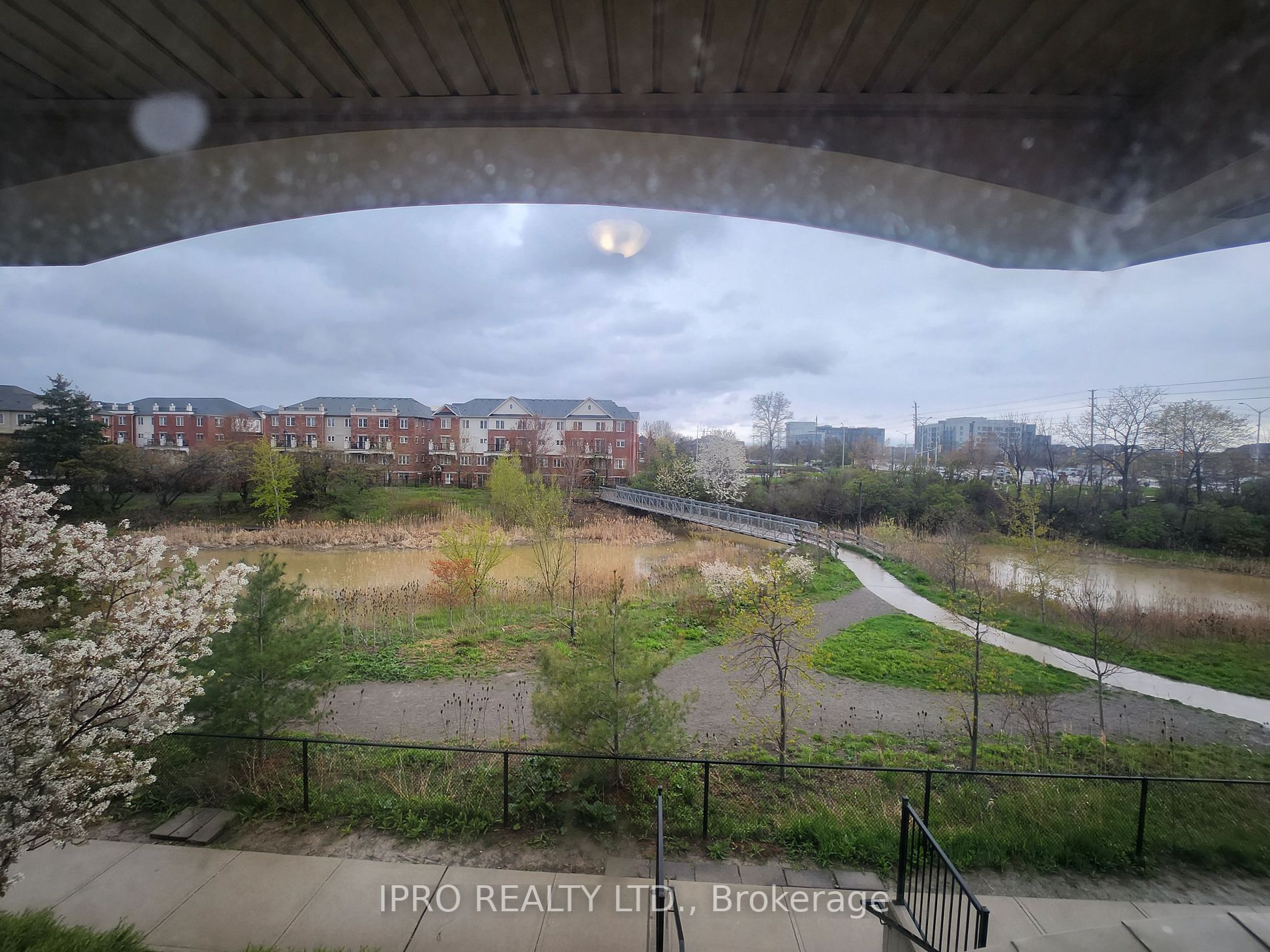 2496 Post Road, #18