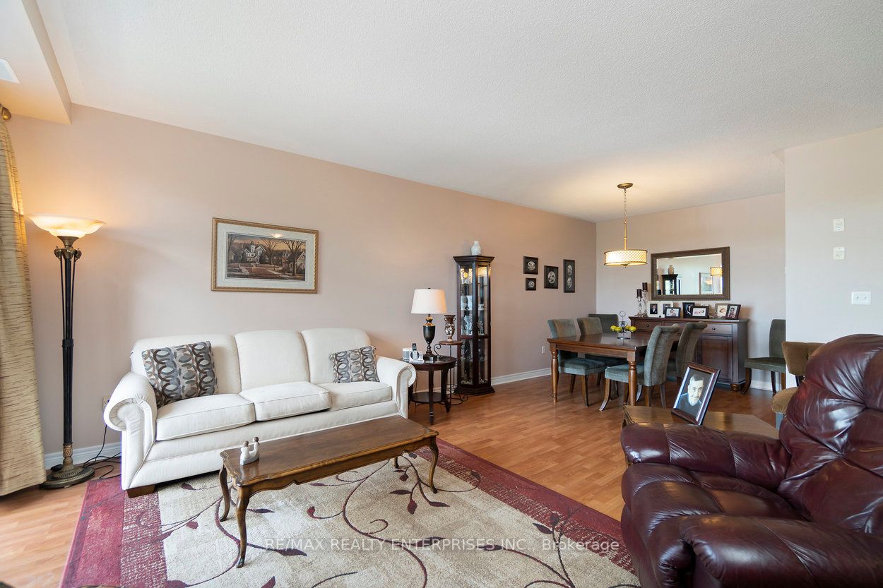 443 Centennial Forest Dr, #408