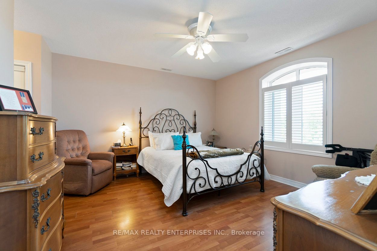 443 Centennial Forest Dr, #408