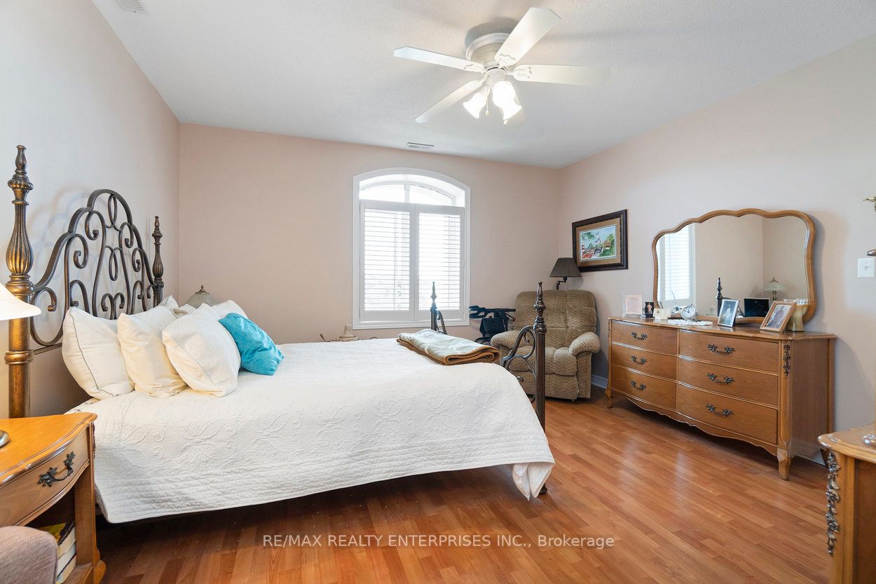 443 Centennial Forest Dr, #408