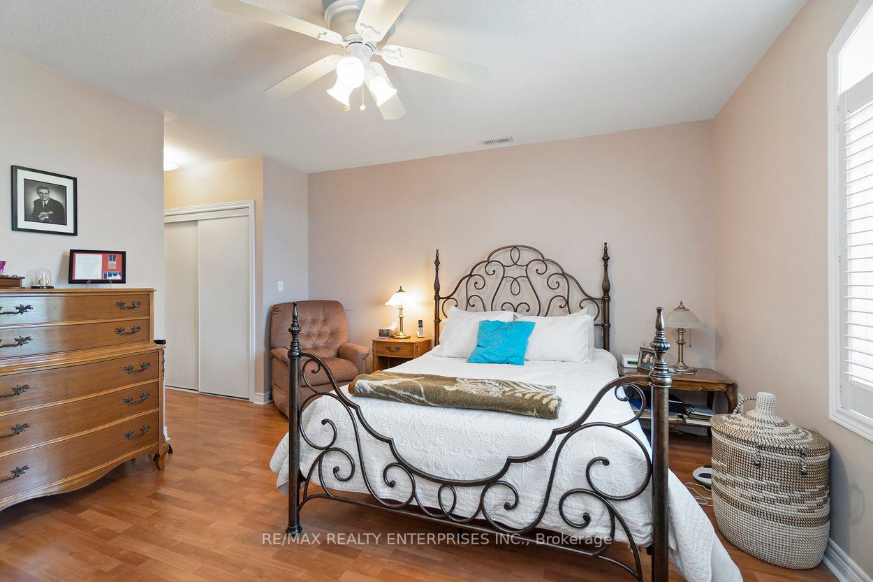 443 Centennial Forest Dr, #408