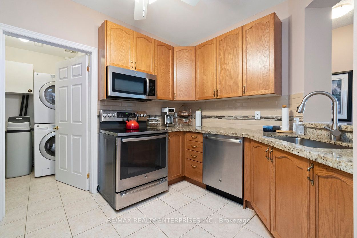 443 Centennial Forest Dr, #408