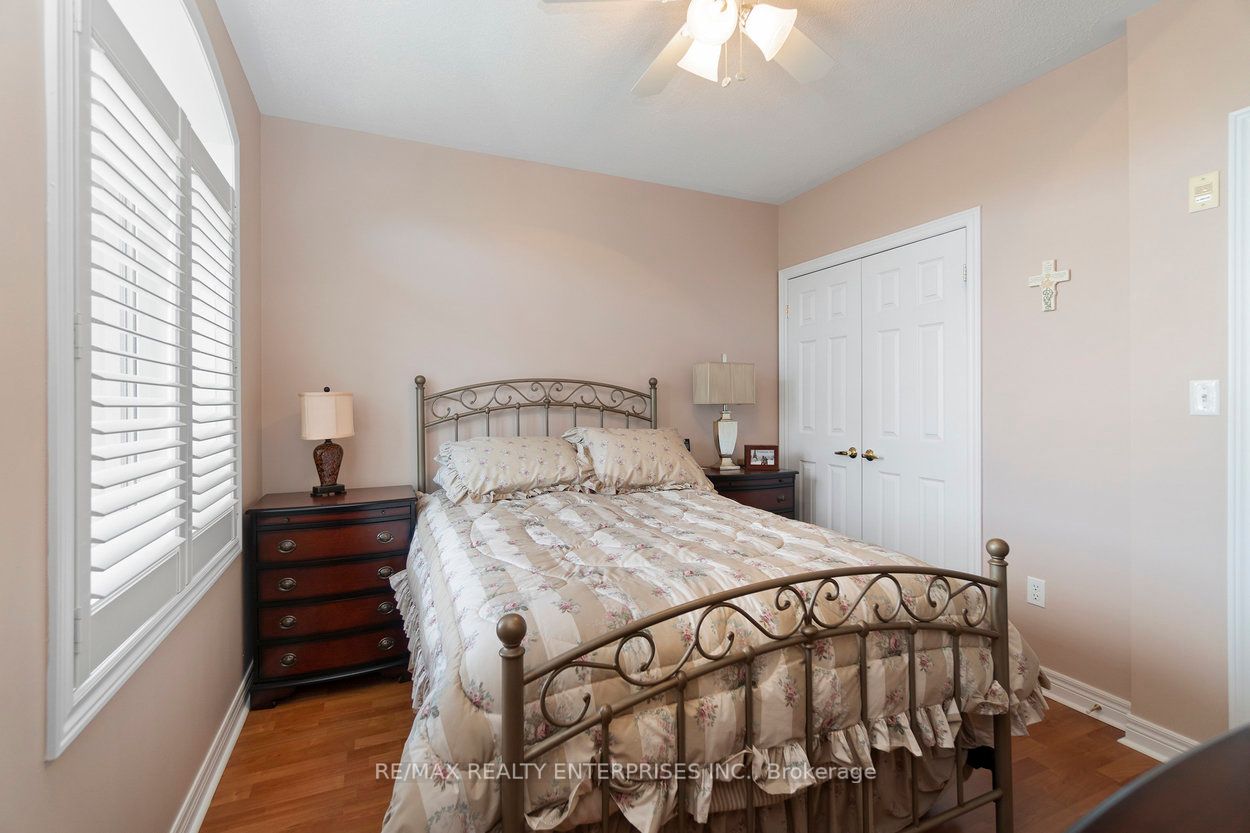 443 Centennial Forest Dr, #408