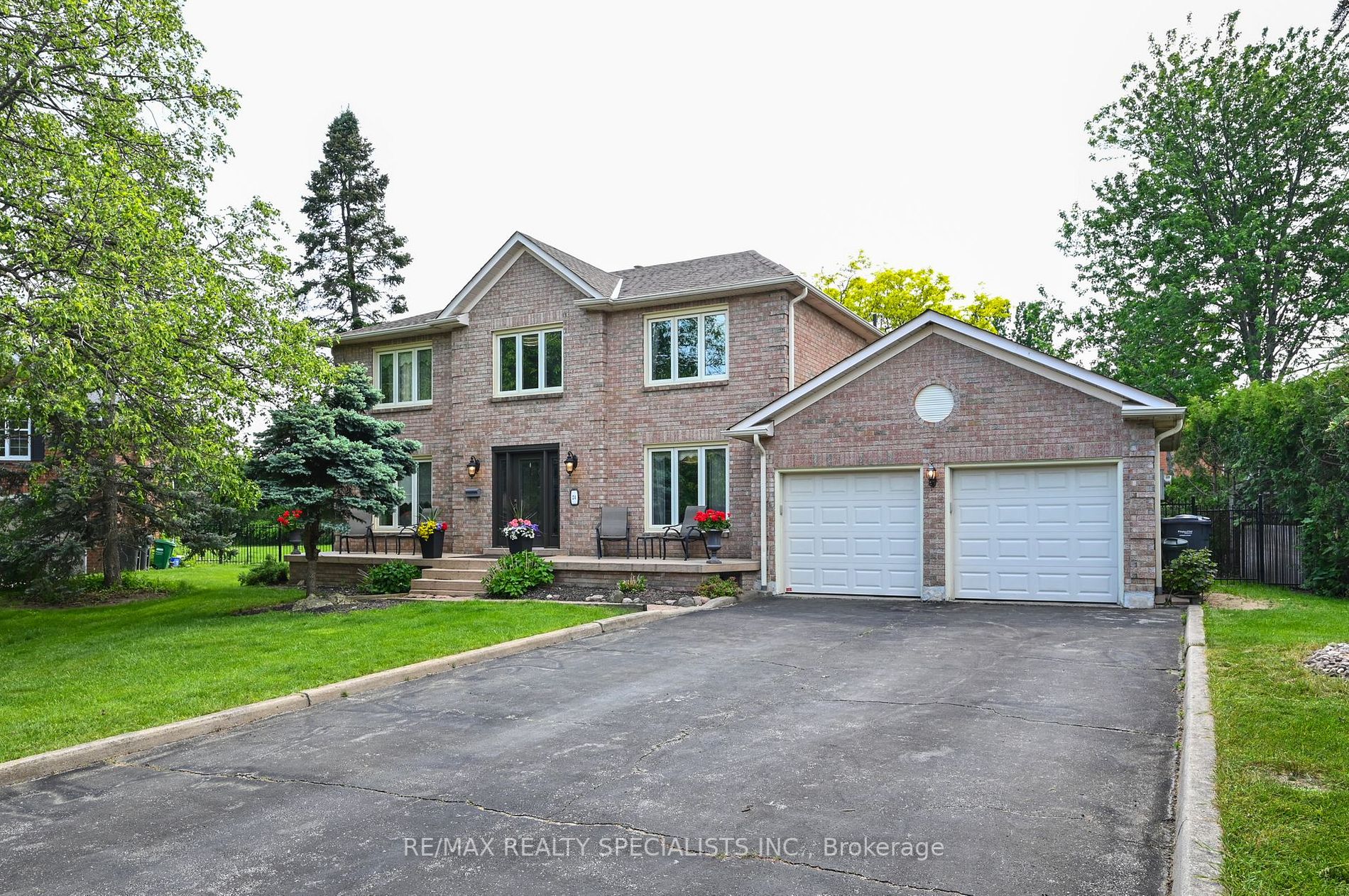 24 Langley Pl