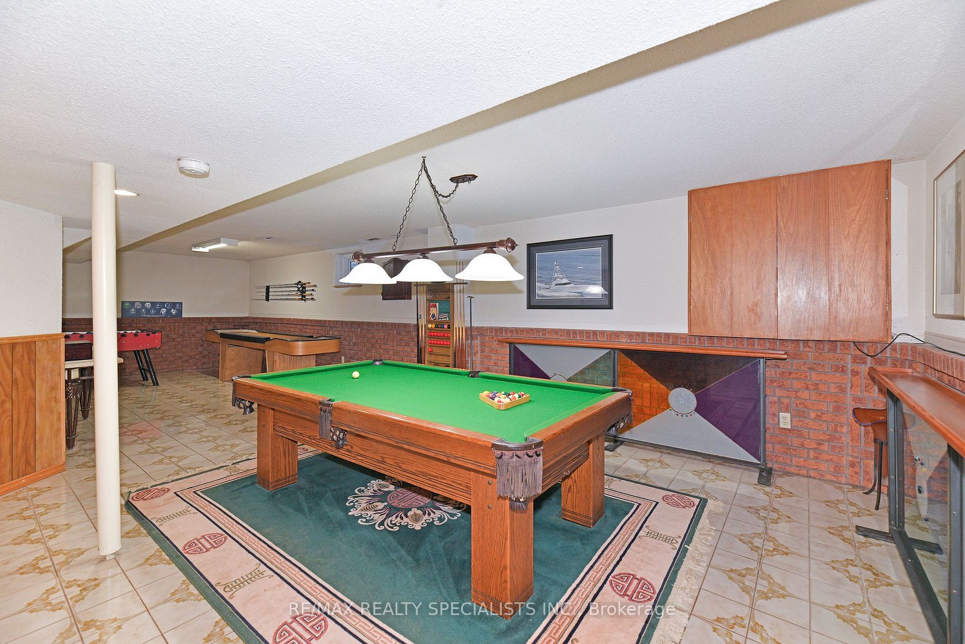 24 Langley Pl