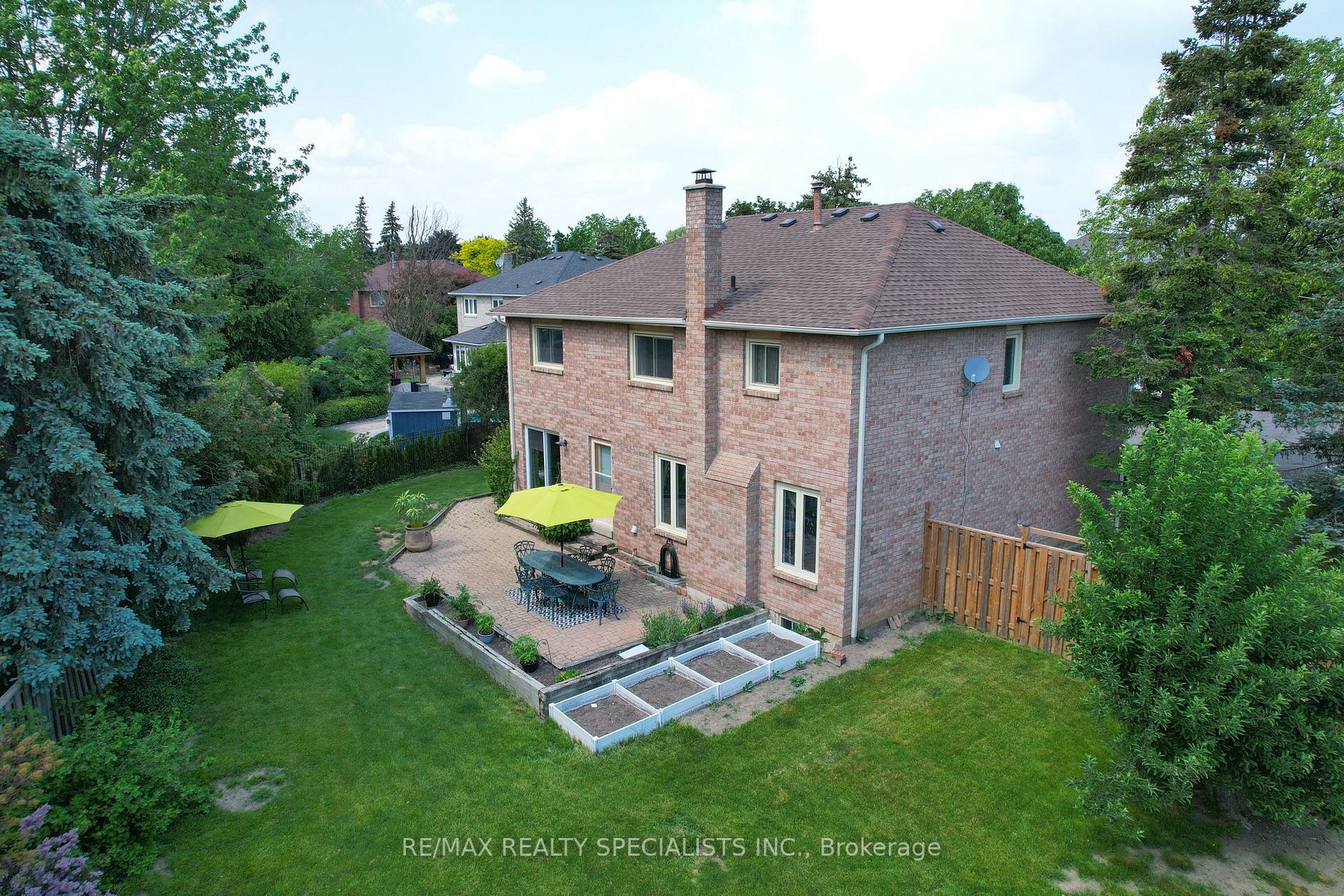 24 Langley Pl