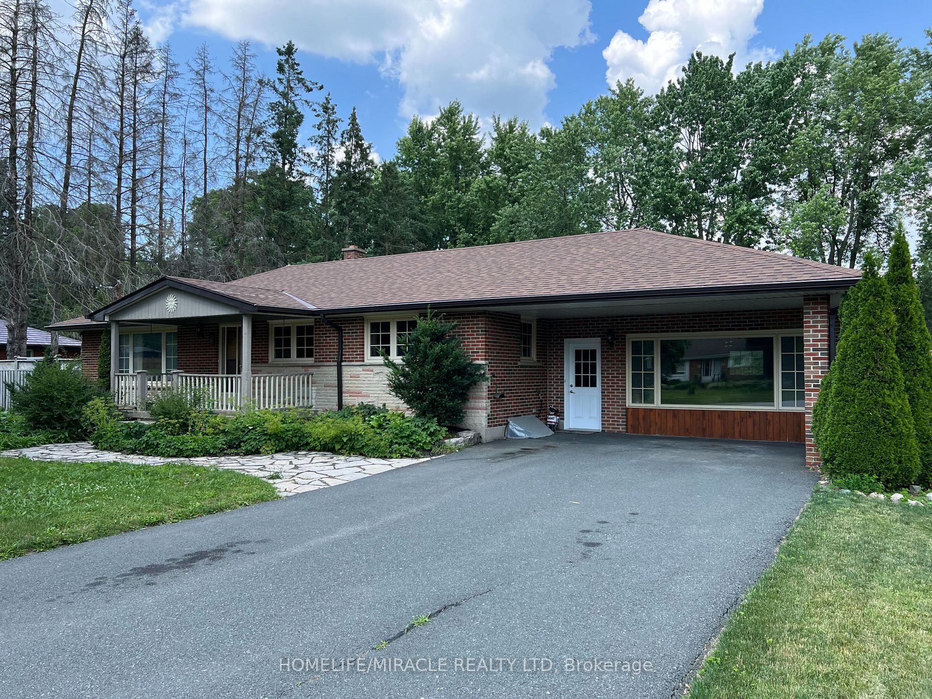 Listing W6641400 - Large Photo # 2