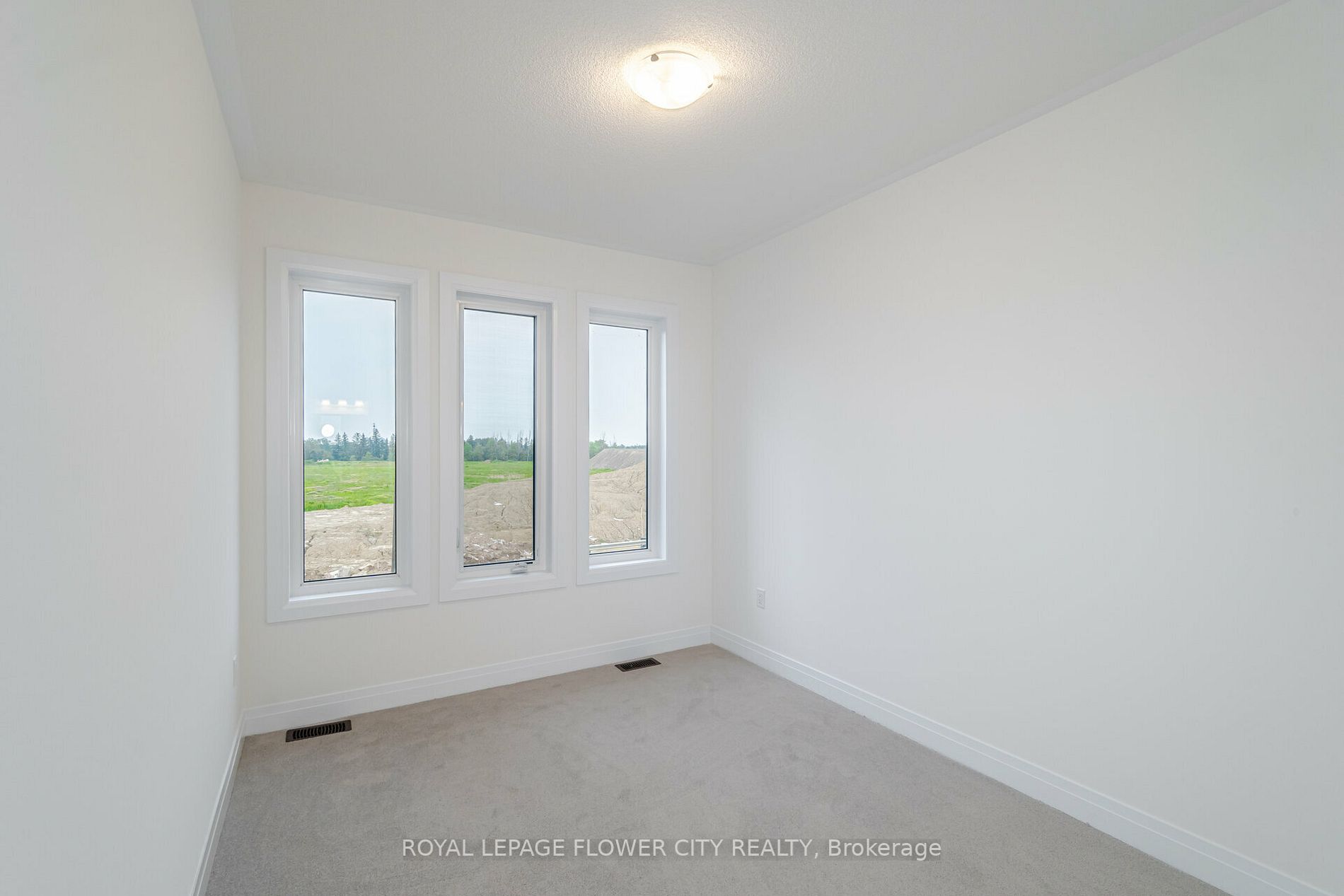 33 Lippa Drive