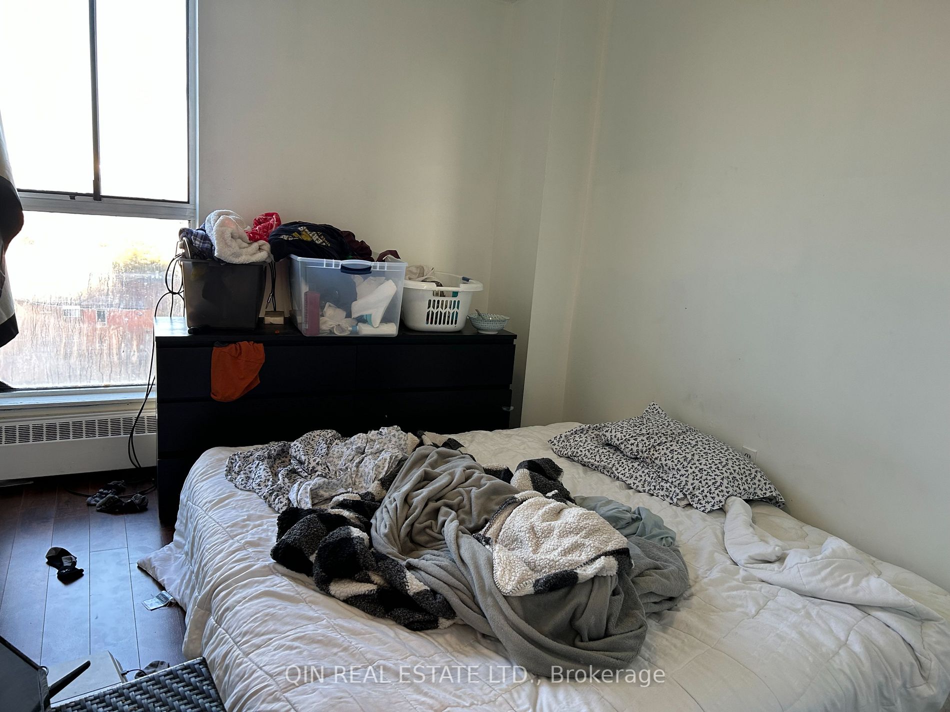 4645 Jane St, #819