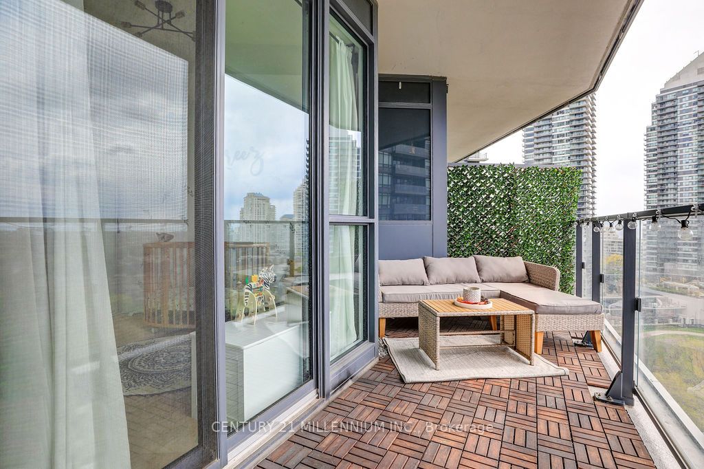 10 Park Lawn Rd, #1304