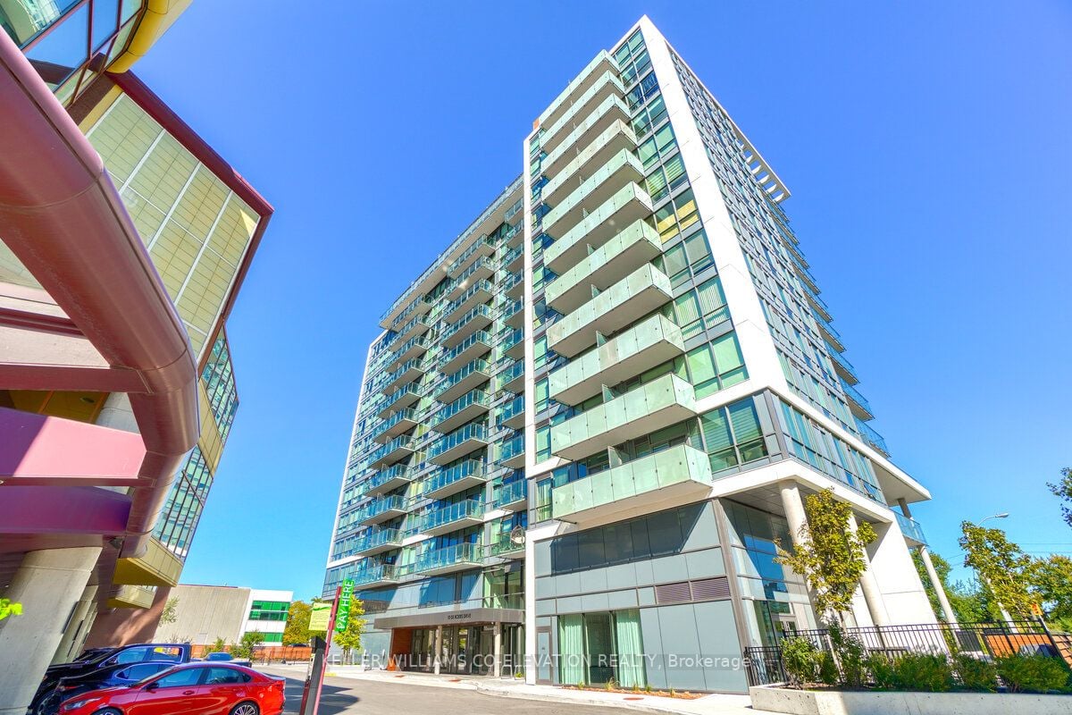 10 De Boers Dr, #601