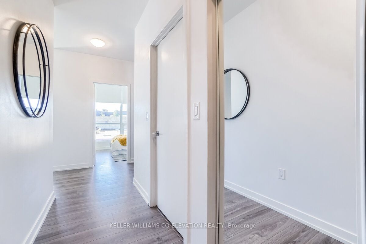10 De Boers Dr, #601