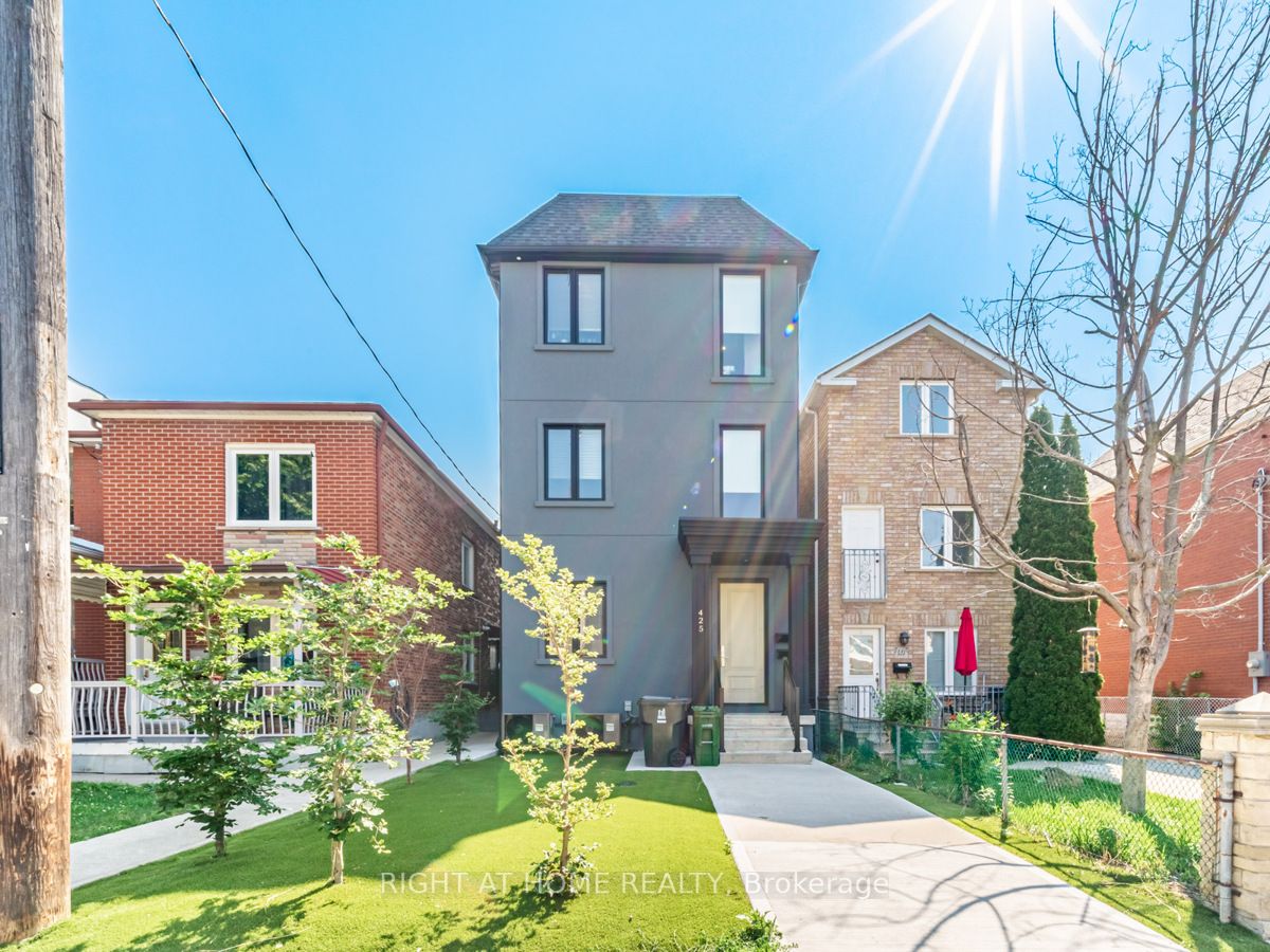 Listing W6642912 - Large Photo # 1