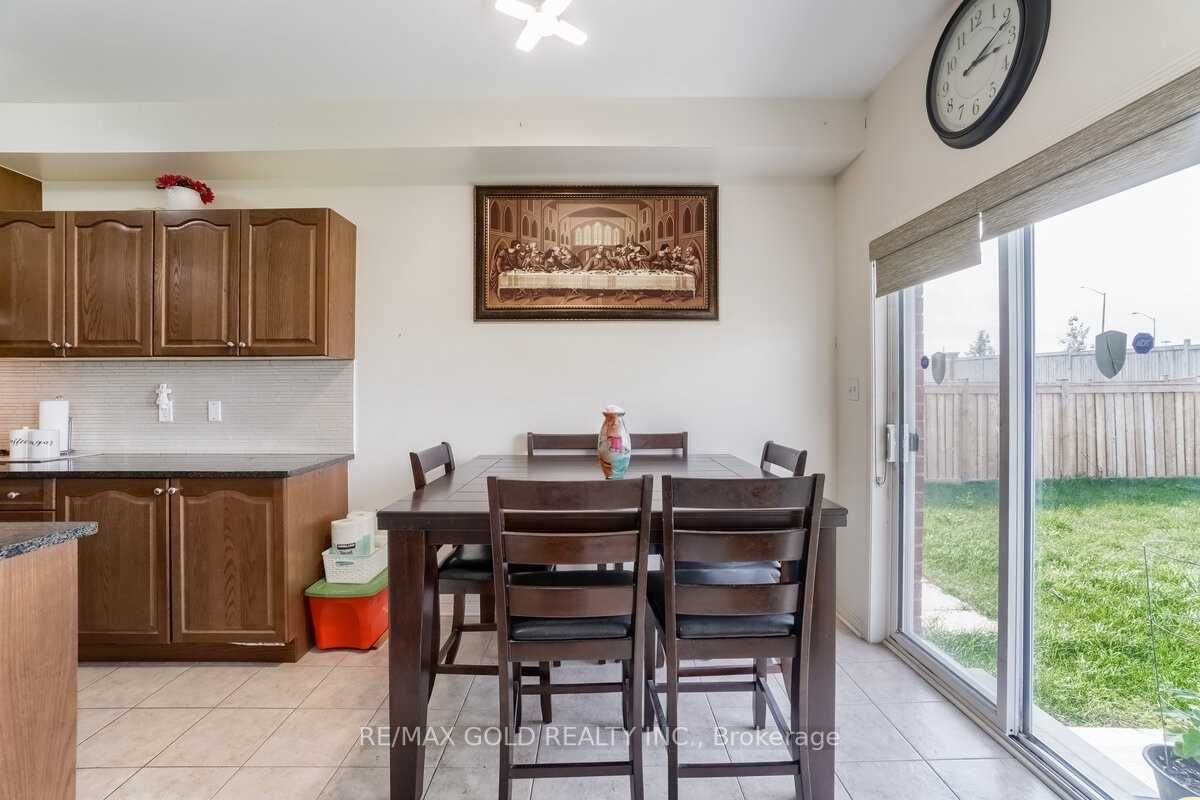 114 Cookview Dr