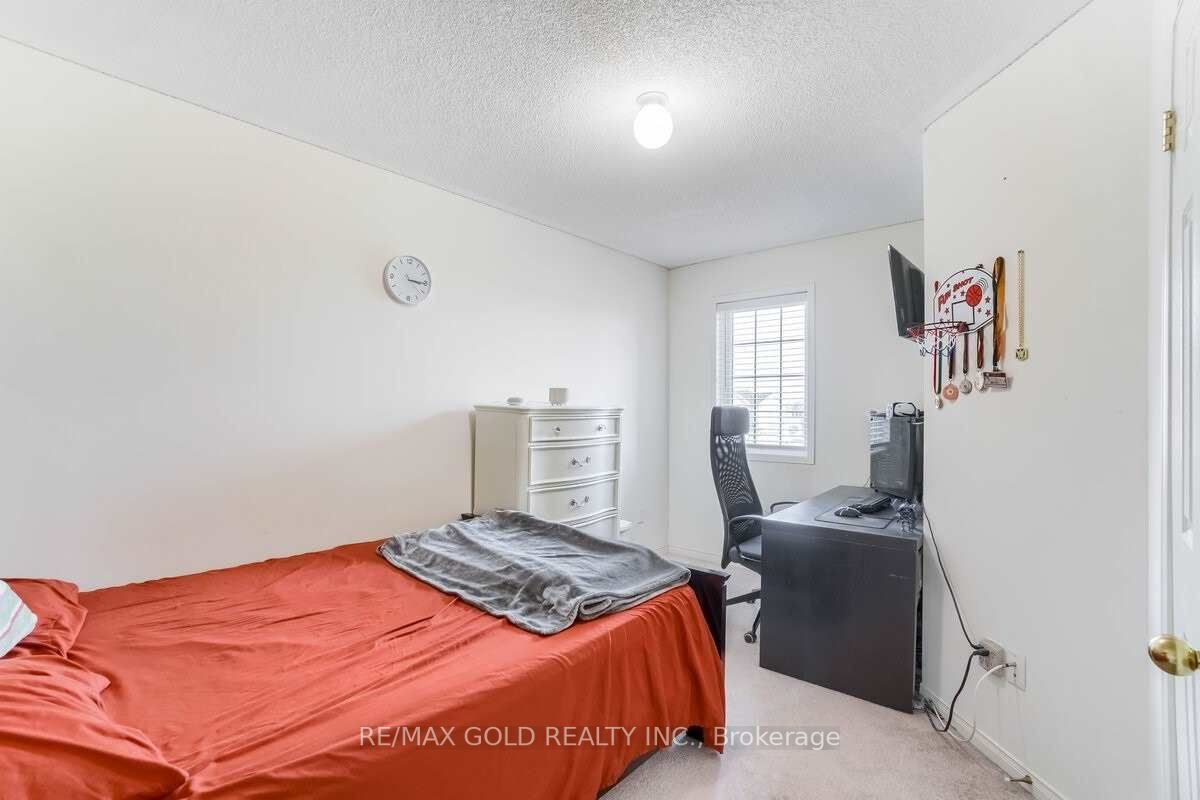 114 Cookview Dr