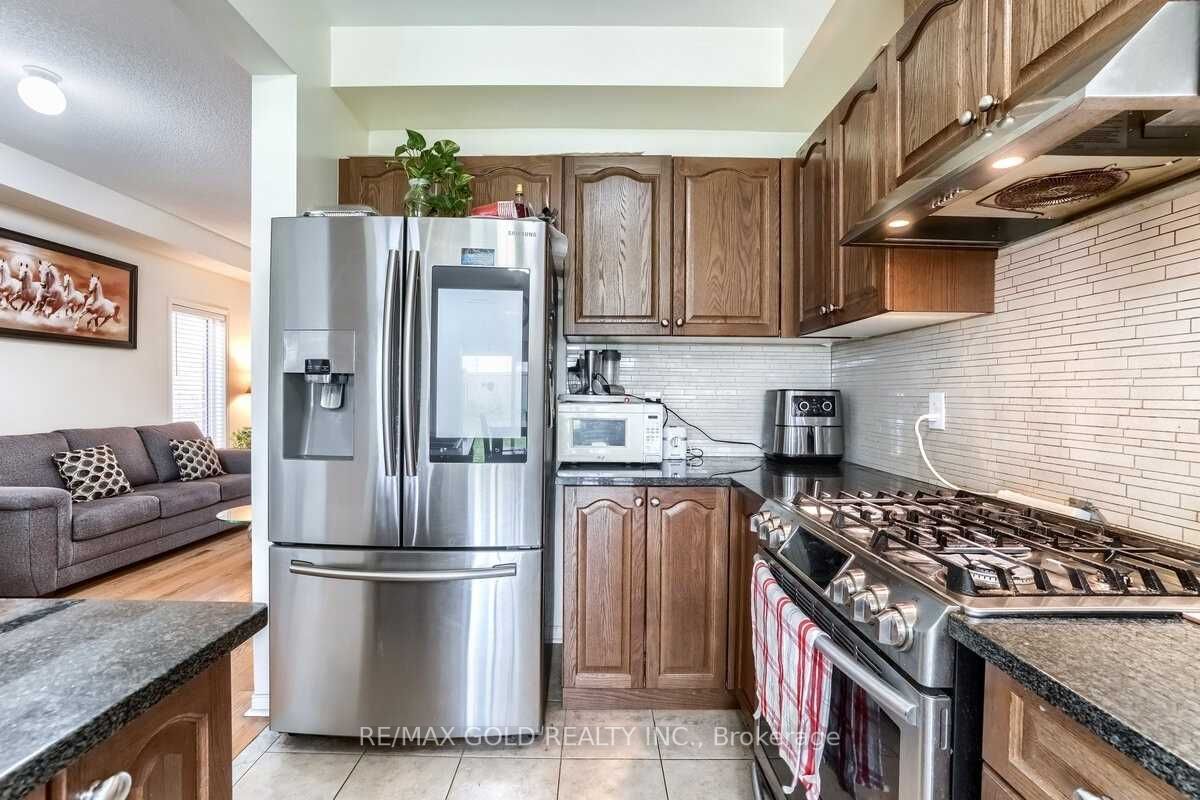 114 Cookview Dr