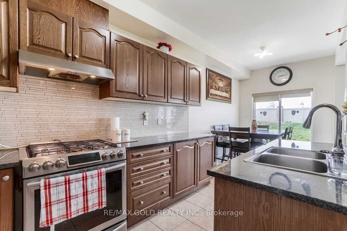 114 Cookview Dr