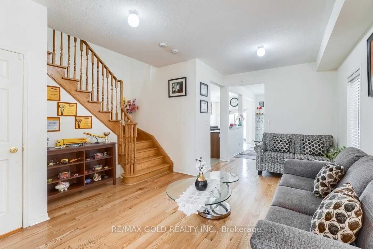 114 Cookview Dr