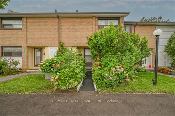 108 Fleetwood Cres, Brampton