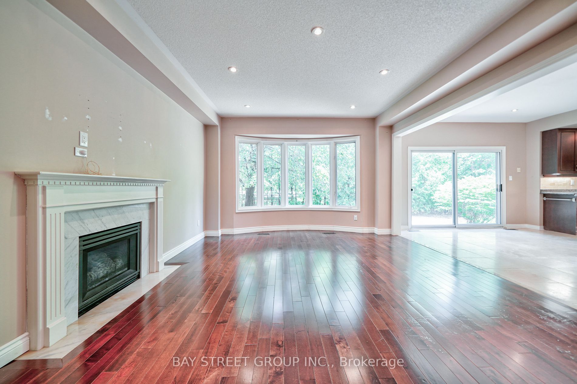 1665 Glenvista Dr