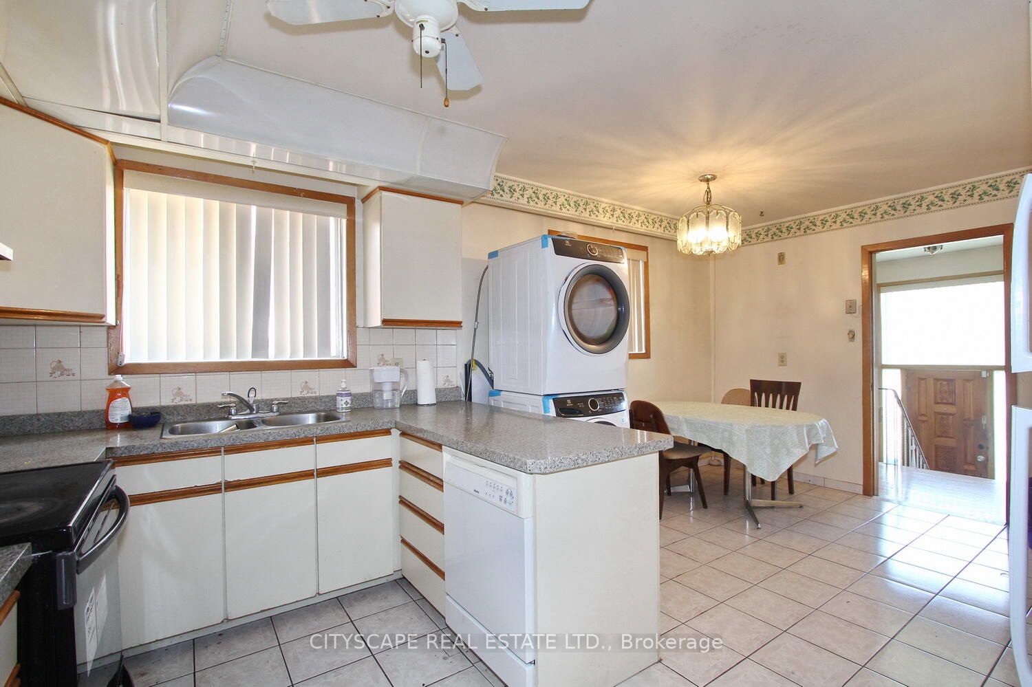 3039 Morning Star Dr