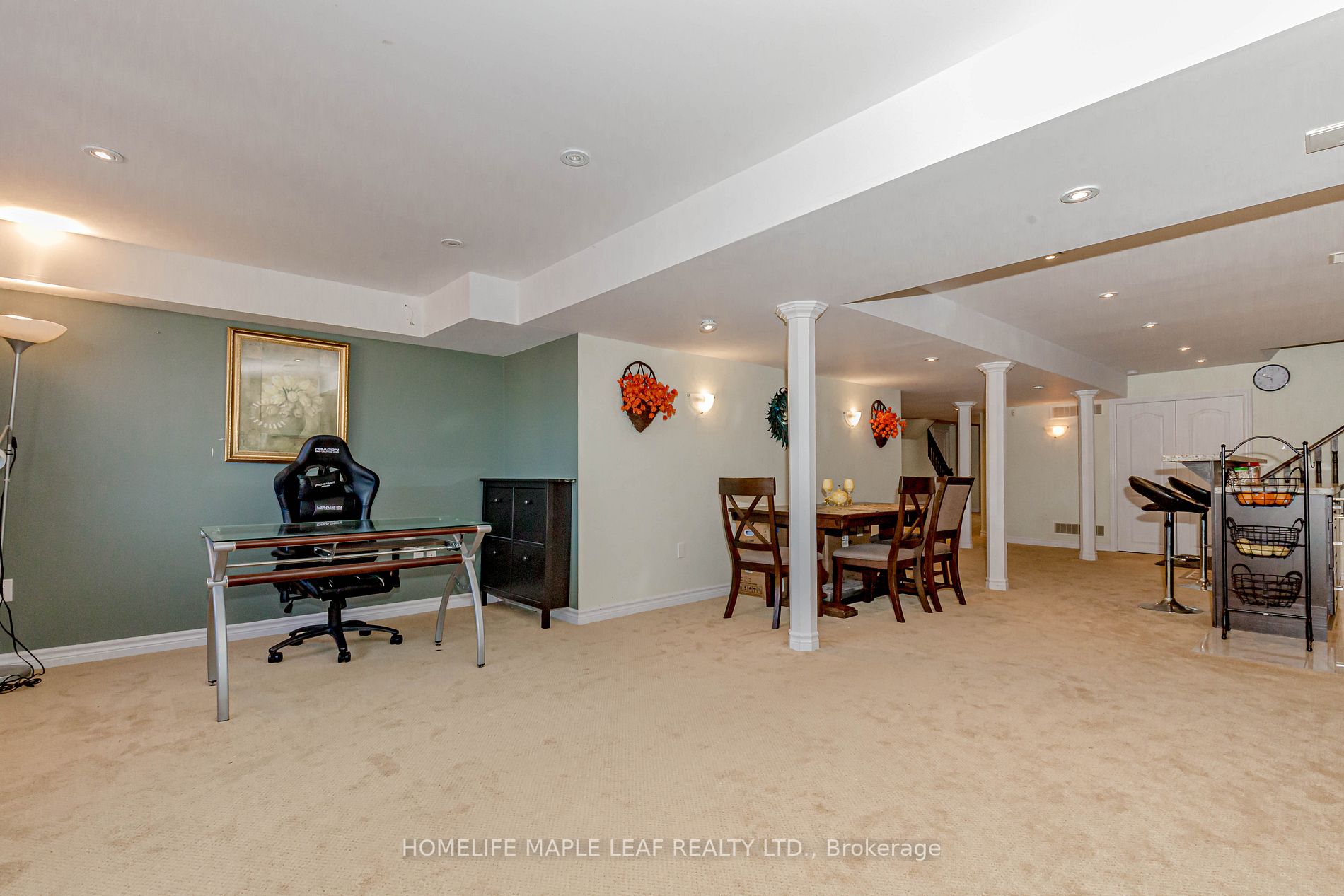 45 Interlacken Dr