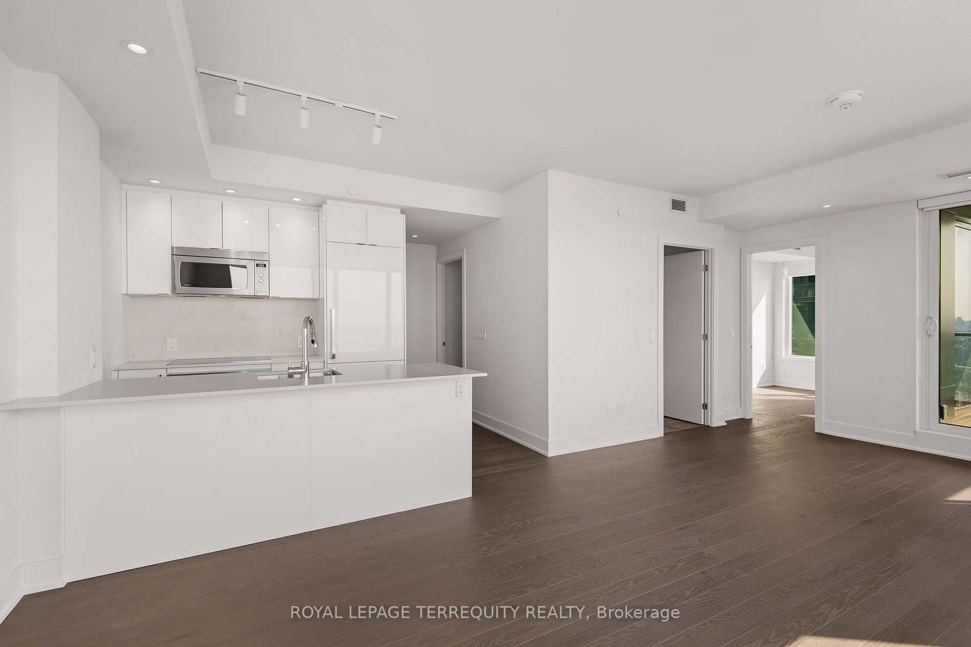 1928 Lake Shore Blvd W, #3706