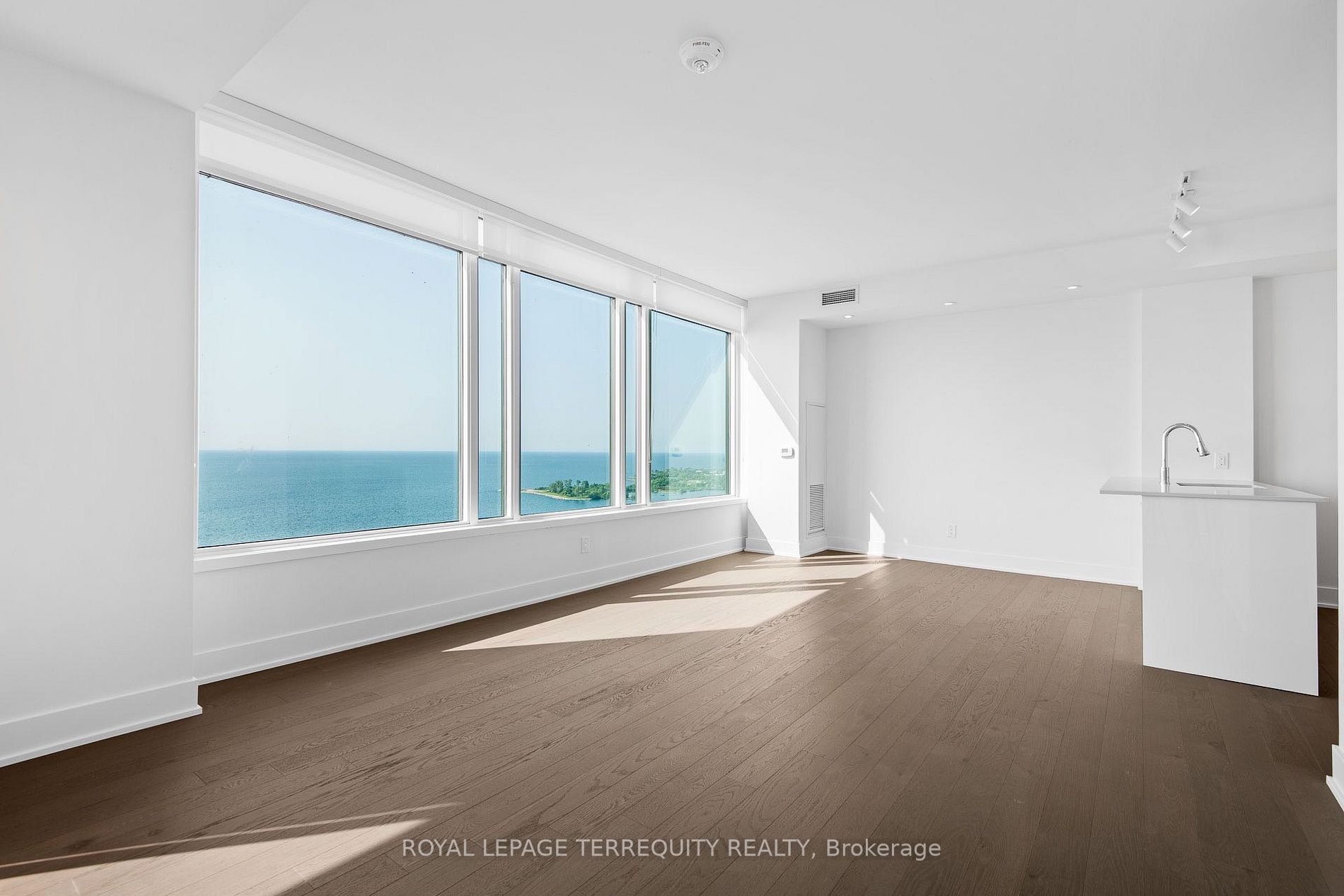 1928 Lake Shore Blvd W, #3706