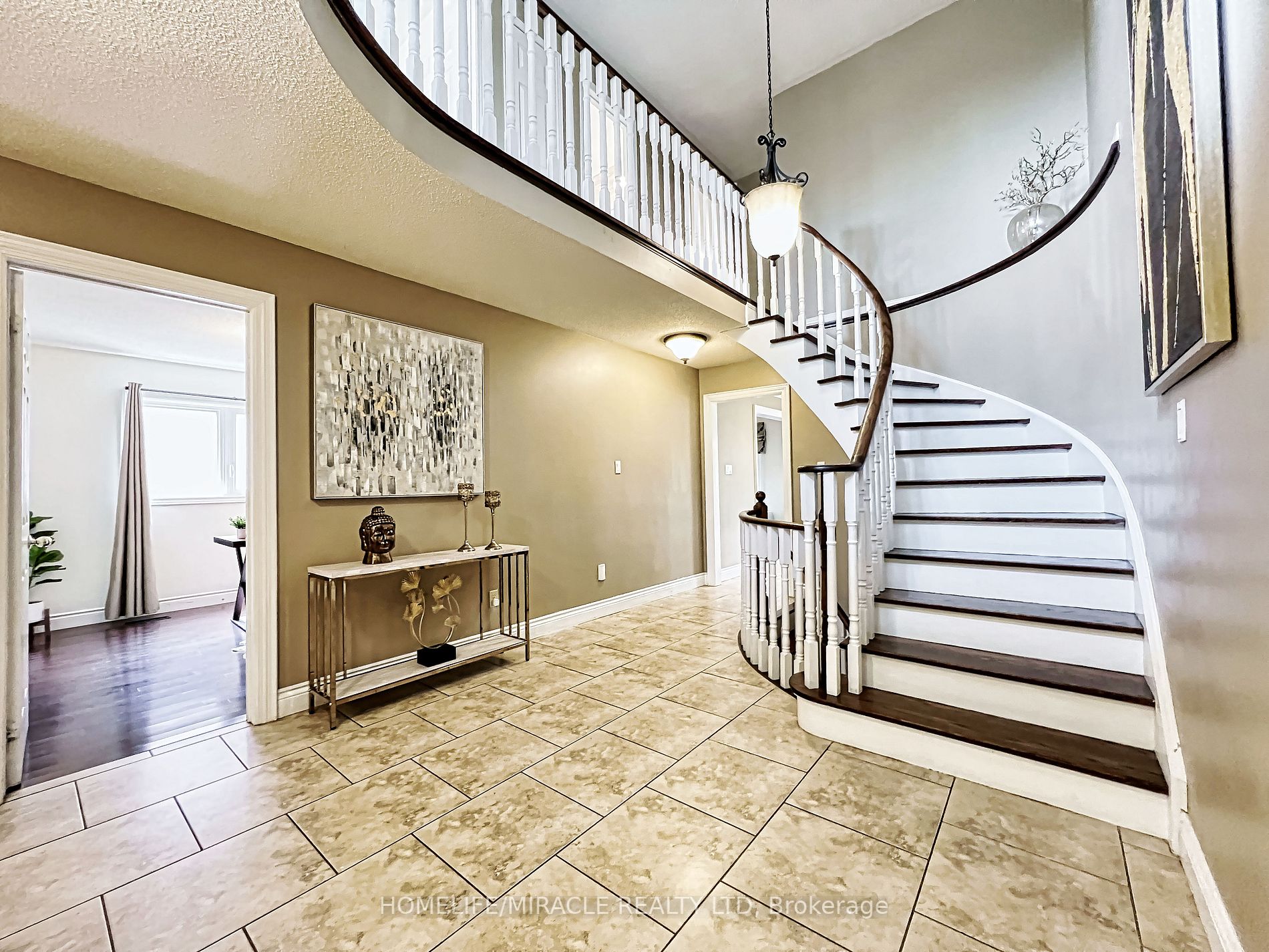 4478 Grassland Crescent