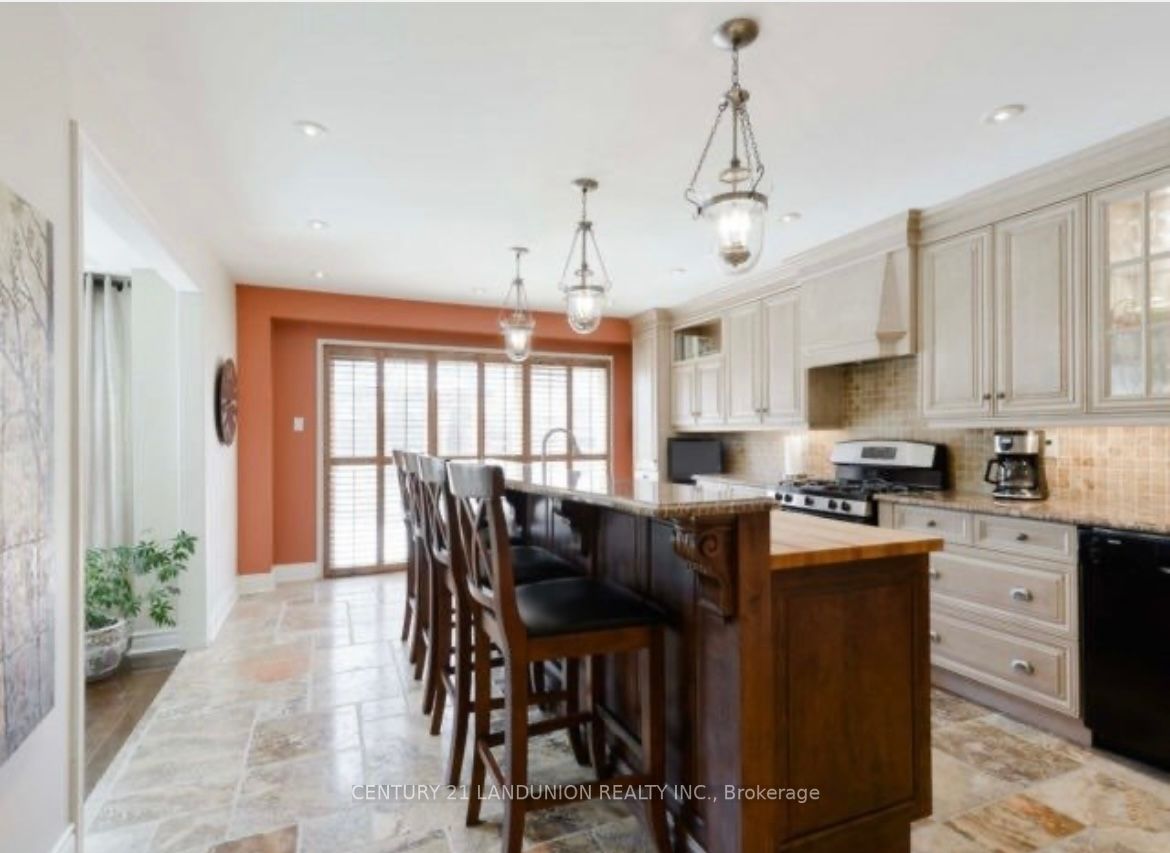 Listing W6644800 - Large Photo # 10