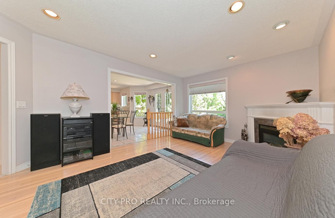 5121 Parkplace Circ