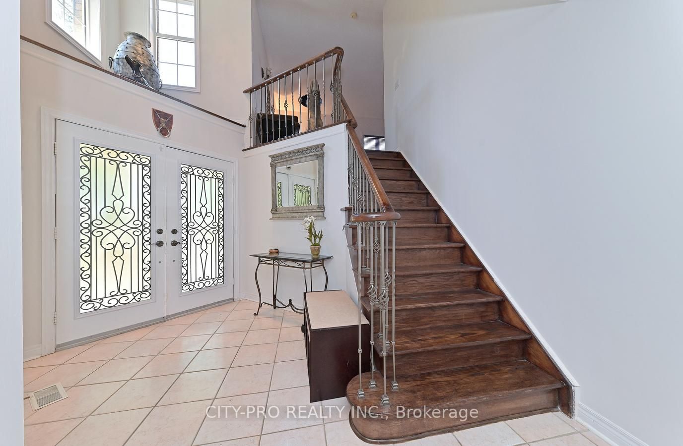 5121 Parkplace Circ