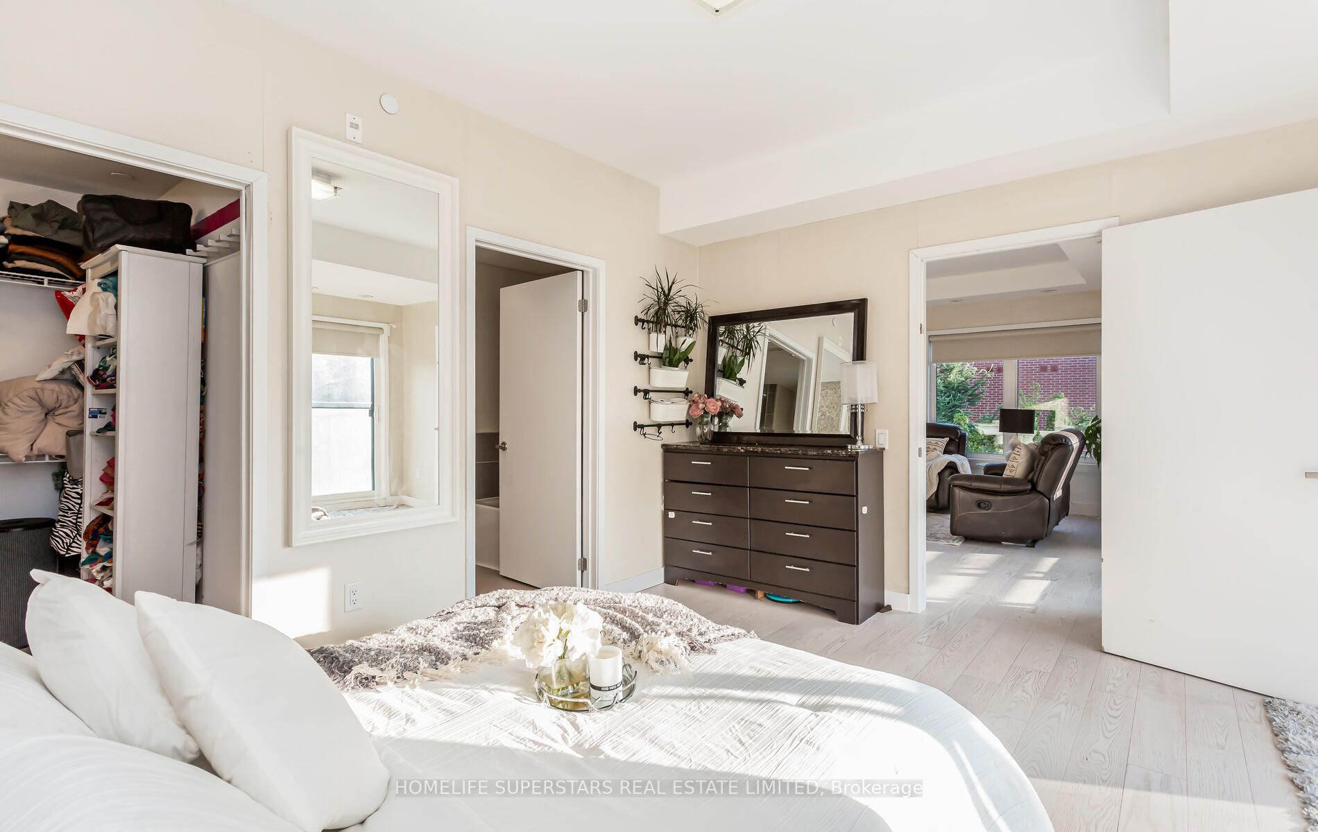 5025 Harvard Rd, #204