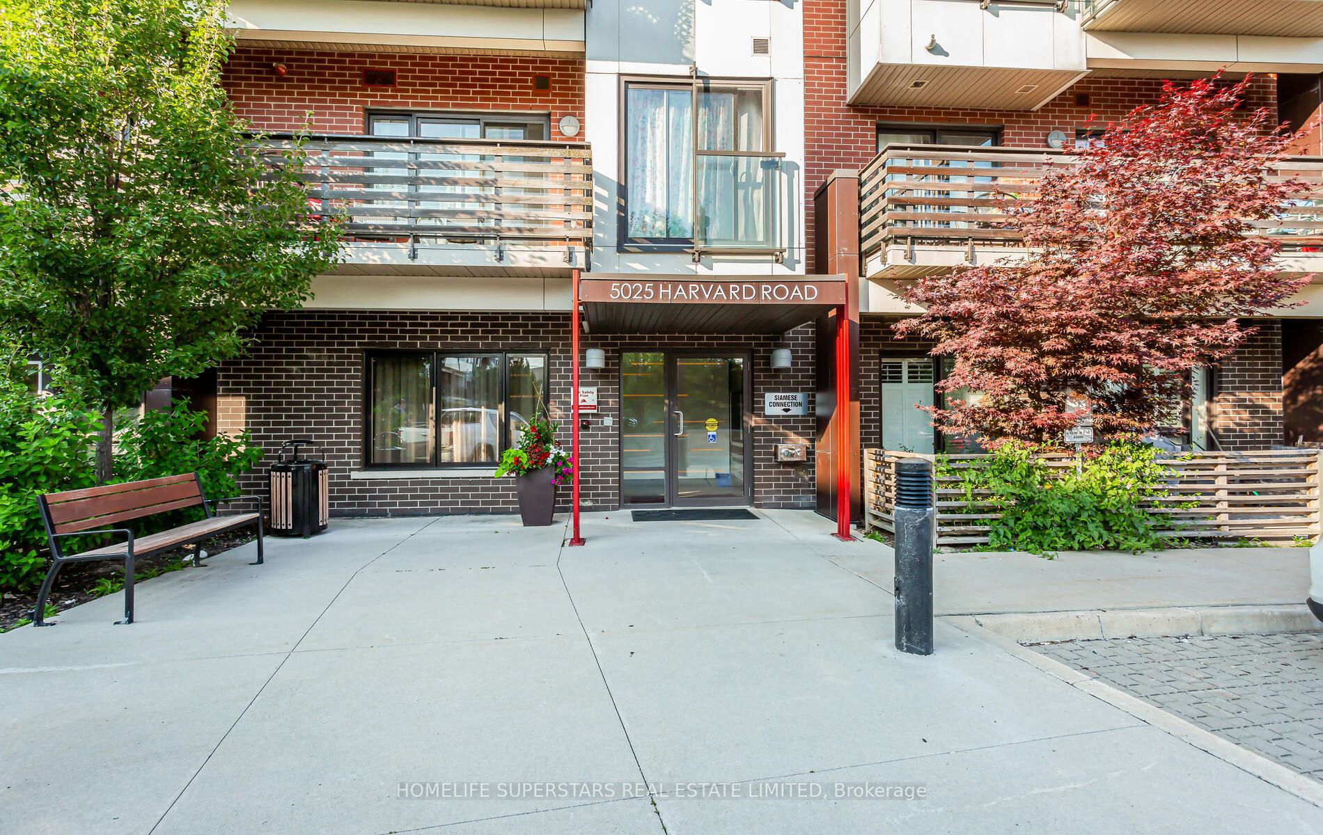 5025 Harvard Rd, #204