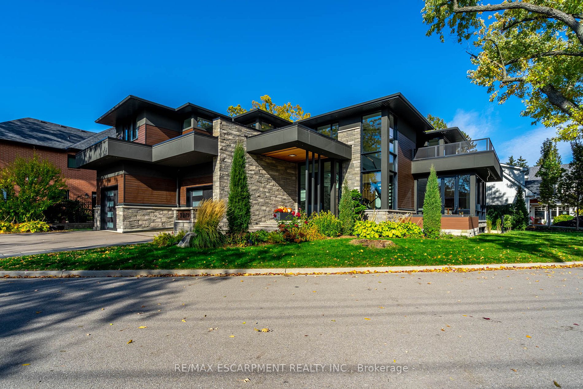 Listing W6645302 - Large Photo # 1