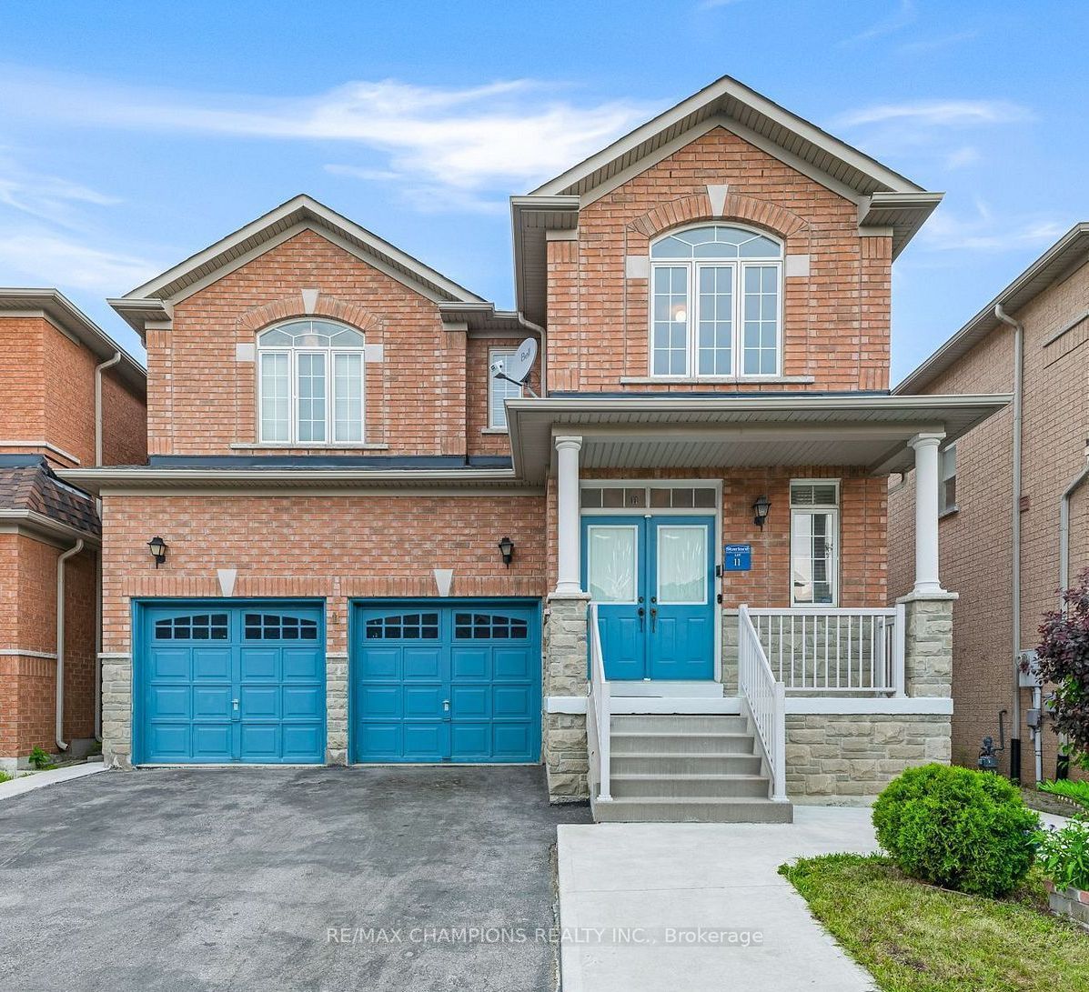 11 Cape Dorset Cres
