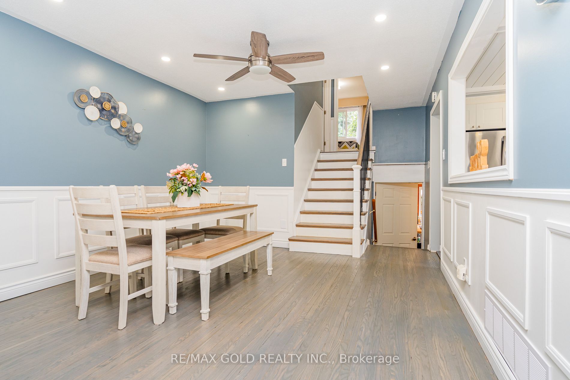 122 Earnscliffe Circ