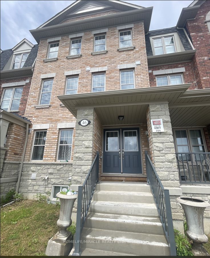 46 Remembrance Rd