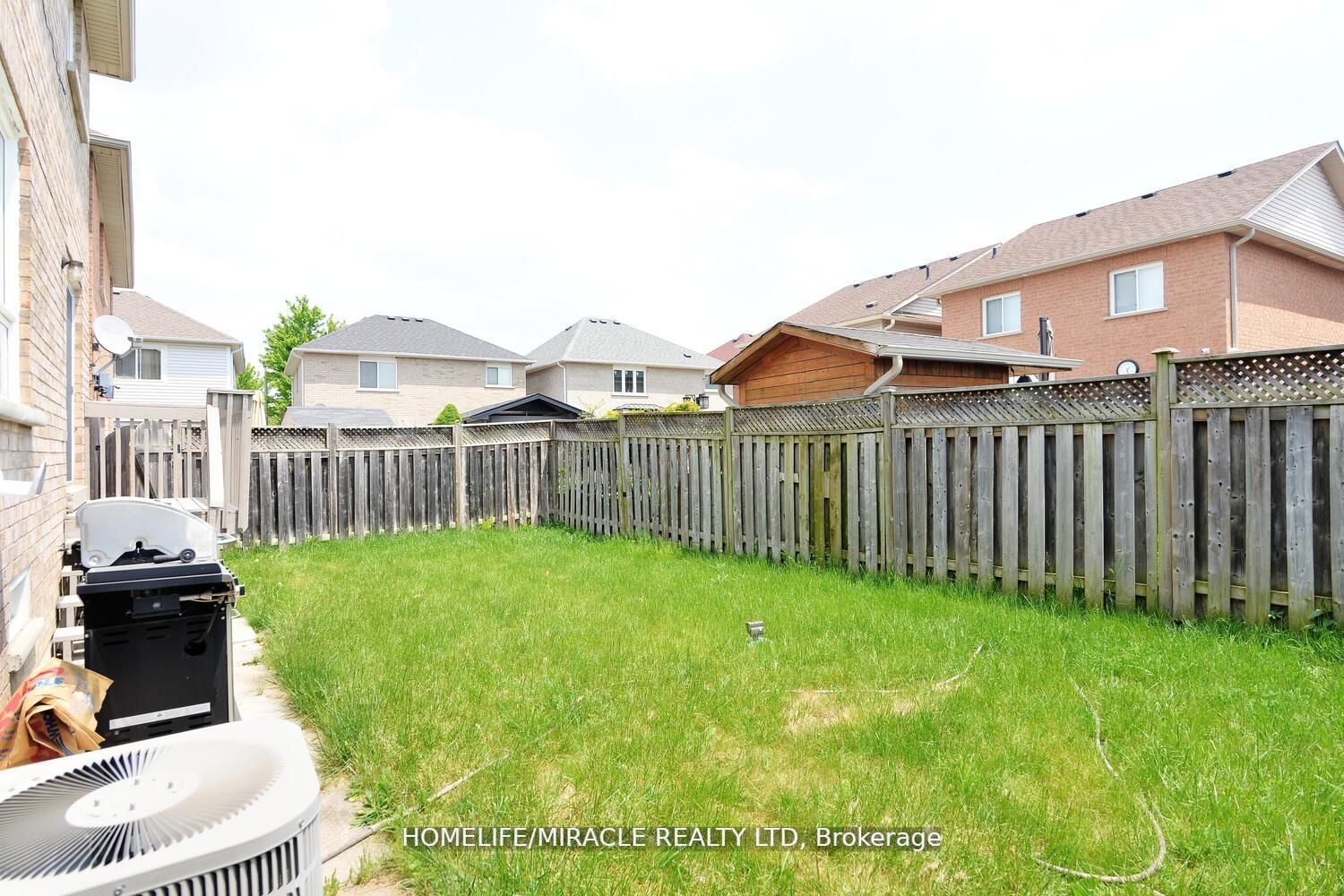 59 Earl Grey Cres