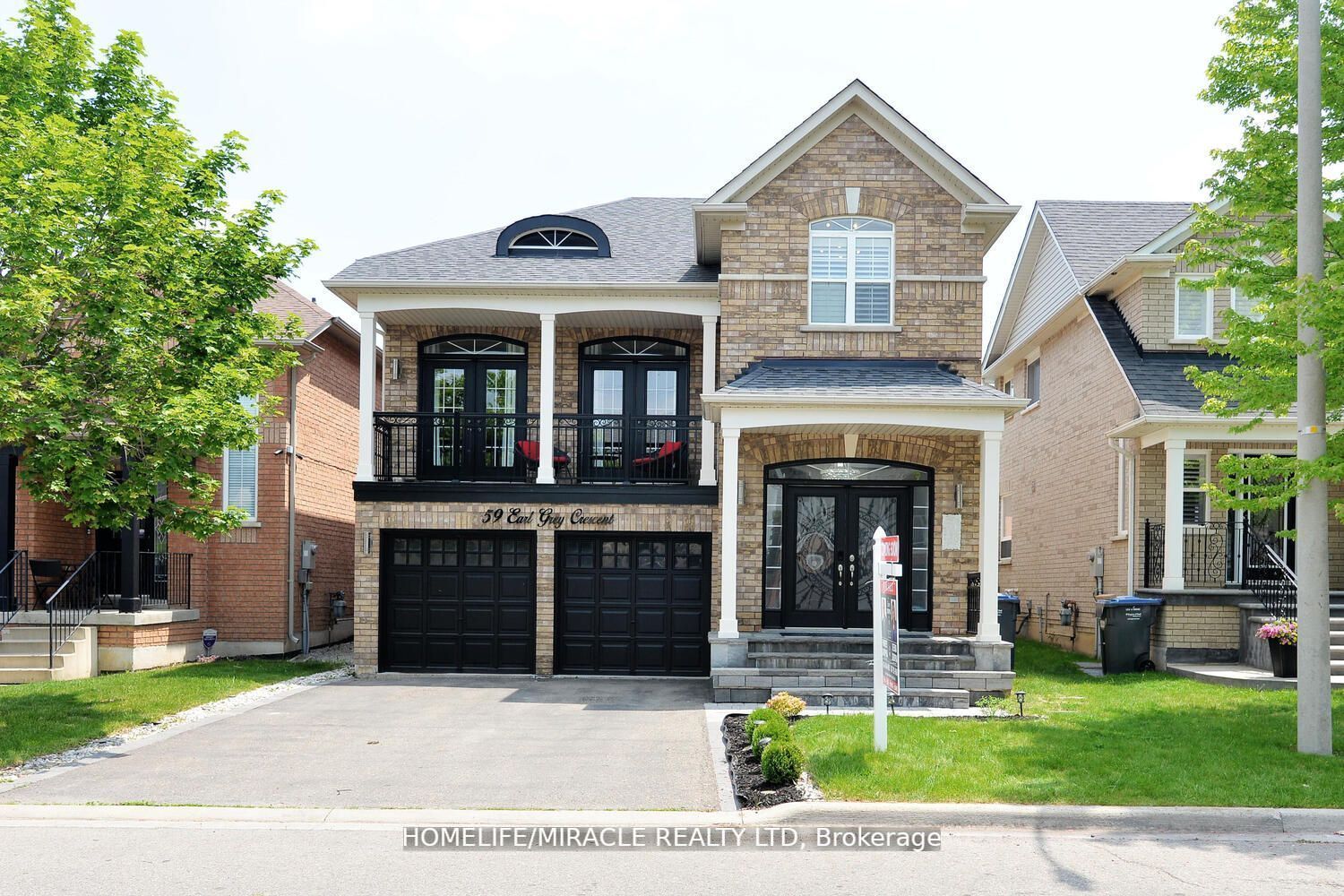 59 Earl Grey Cres