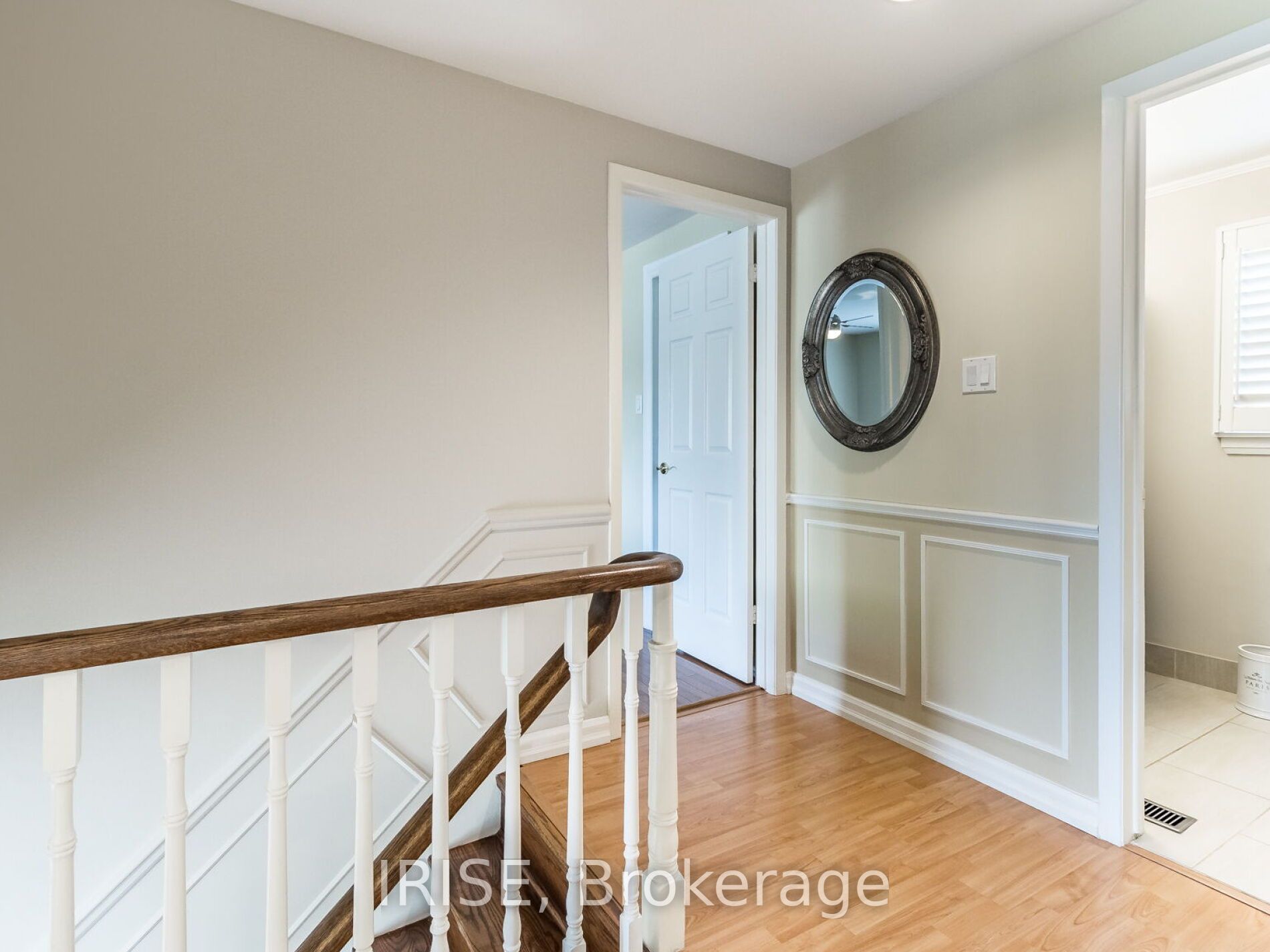 2036 Kawartha Cres