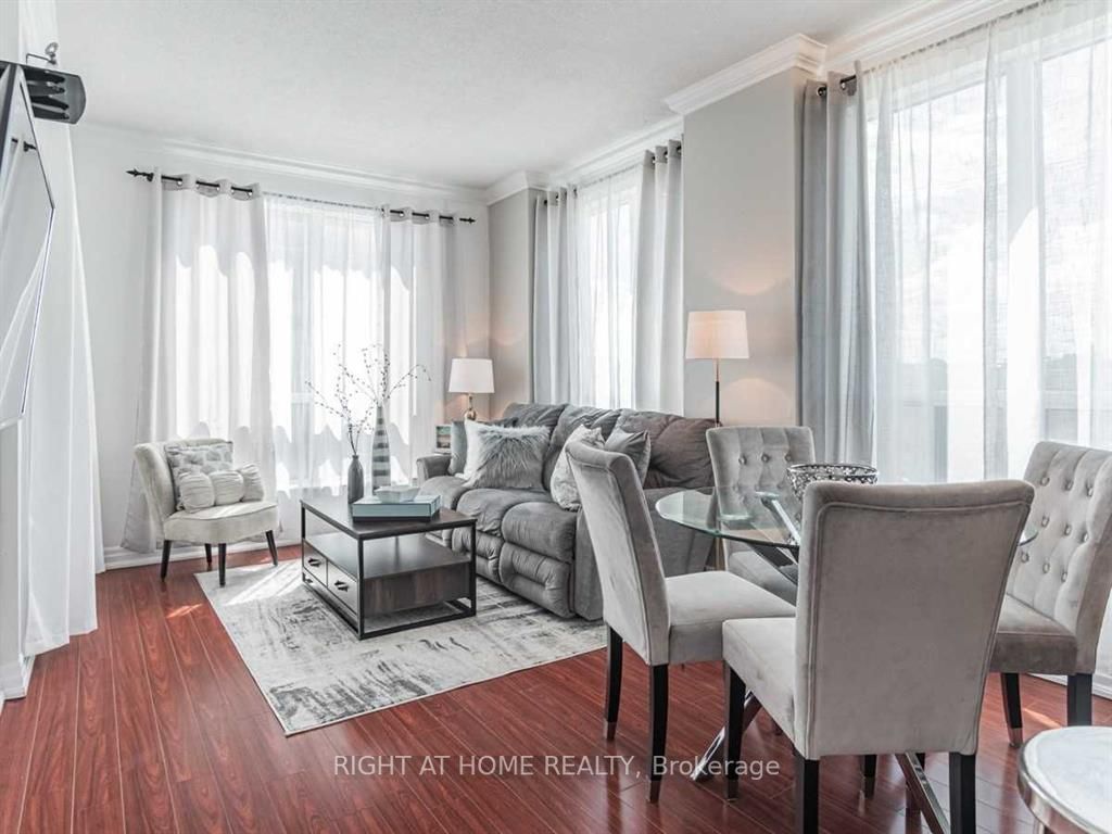 2087 Lake Shore Blvd W, #207