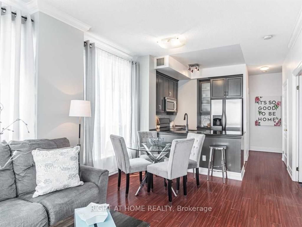 2087 Lake Shore Blvd W, #207
