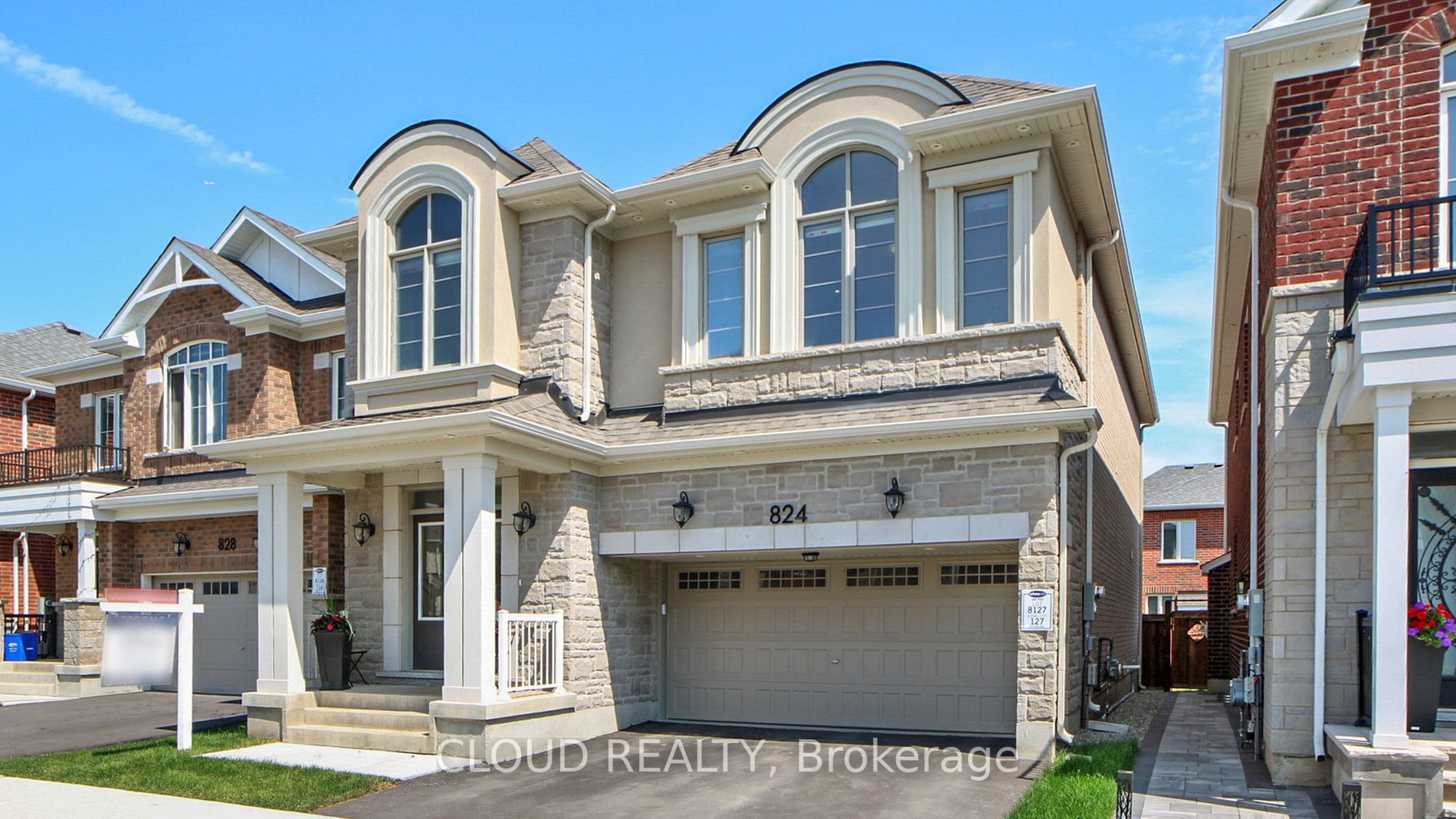 824 Sumac Cres