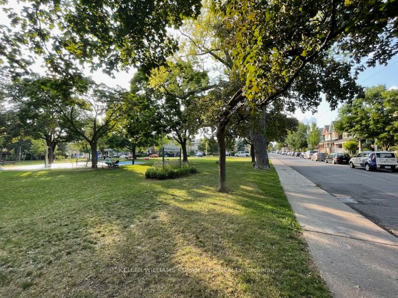 57 Macaulay Ave, #502