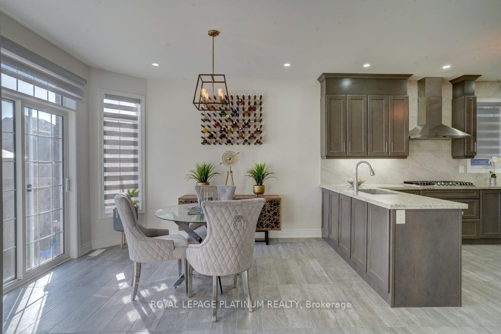 66 Monarch Dr