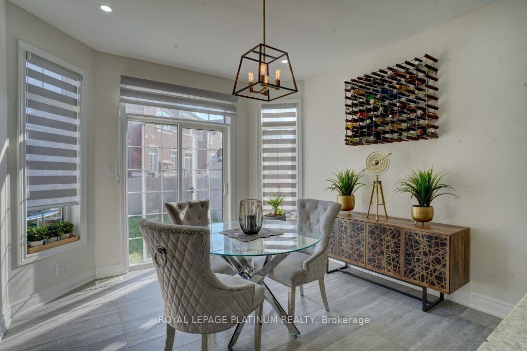 66 Monarch Dr