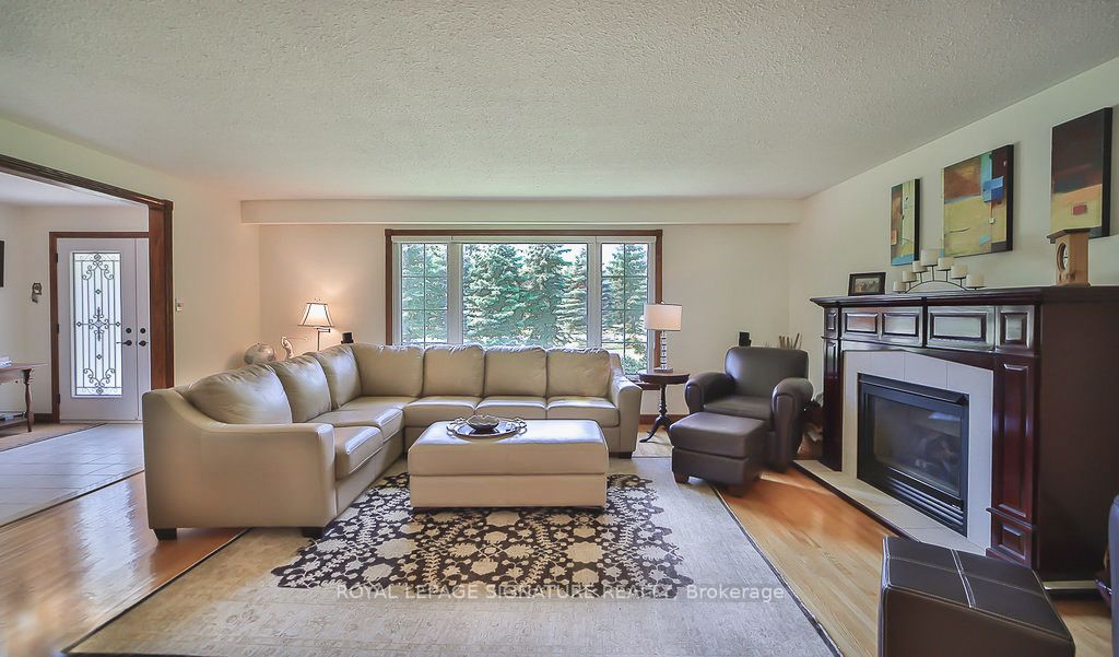 1653 Spruce Dr